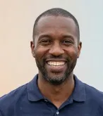 Roberto A.